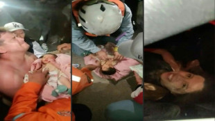 Newborn baby rescued from rubble of Venezuela quake