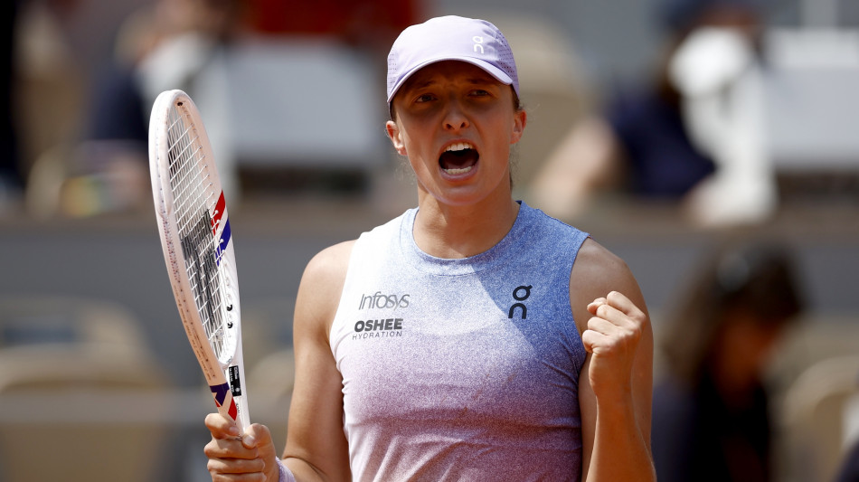 Roland Garros: Svitolina battuta, Swiatek in semifinale