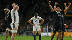Rugby: les All Blacks infligent une cruelle d&eacute;faite &agrave; l'Angleterre