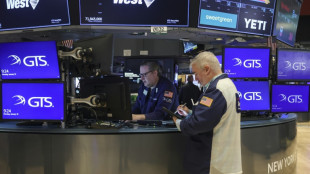 Wall Street port&eacute;e par les semi-conducteurs