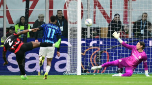 Milan edge derby to trim Inter's Serie A lead