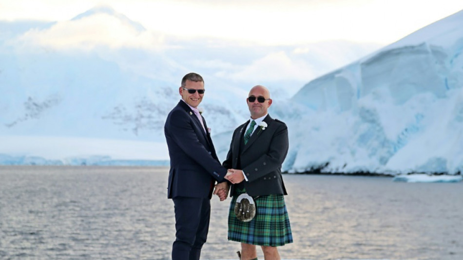 Primer matrimonio homosexual en una base ant&aacute;rtica brit&aacute;nica