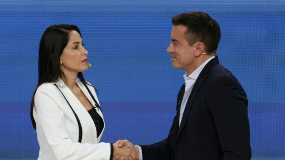 Noboa defiende en debate avalar bases militares extranjeras en Ecuador