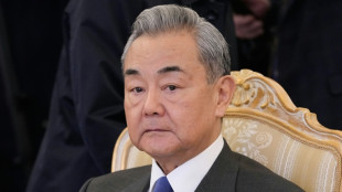 Pek&iacute;n llama "irresponsable" a Zelenski por denunciar que chinos combaten junto a Rusia