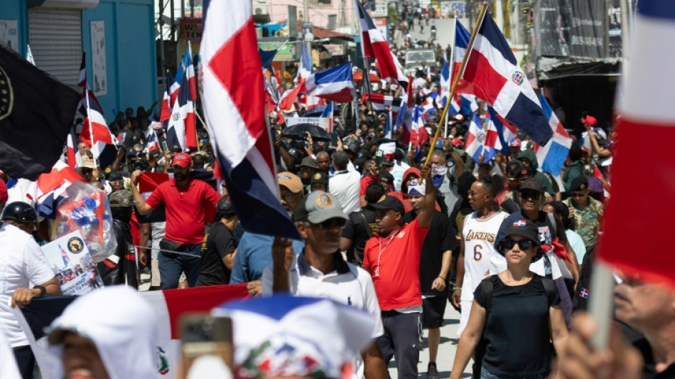 La protesta contra la migraci&oacute;n haitiana en Rep&uacute;blica Dominicana deja 32 detenidos