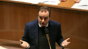 Le budget de la Sécu adopté à l'Assemblée, victoire cruciale pour Lecornu 