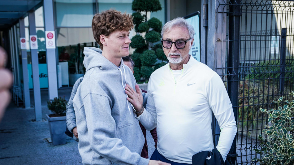 Sinner cambia ancora, si separa da preparatore e fisioterapista