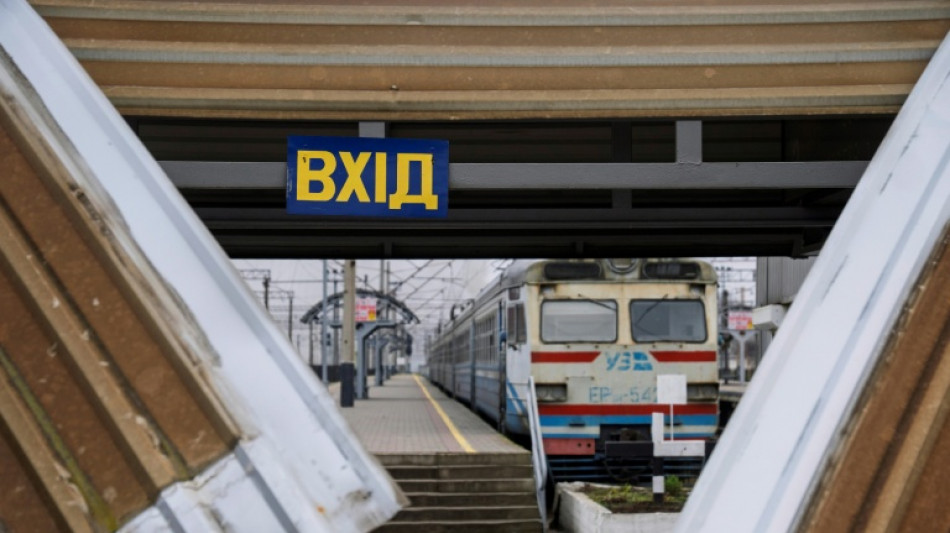 Nuevos ataques rusos en Ucrania provocan cortes de calefacción y agua
