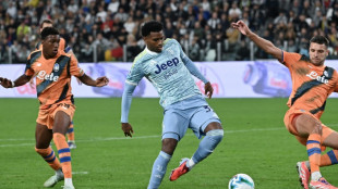 Juve miss out on Serie A summmit, Inter see off Cagliari