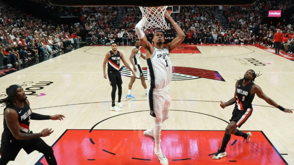 Rockets thrash Lakers, Wembanyama triumphant on Spurs return