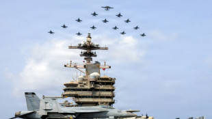 Ir&atilde; amea&ccedil;a com 'ofensiva total' e EUA continua seus bombardeios