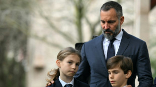 Ismaili Muslims bid goodbye to late Aga Khan