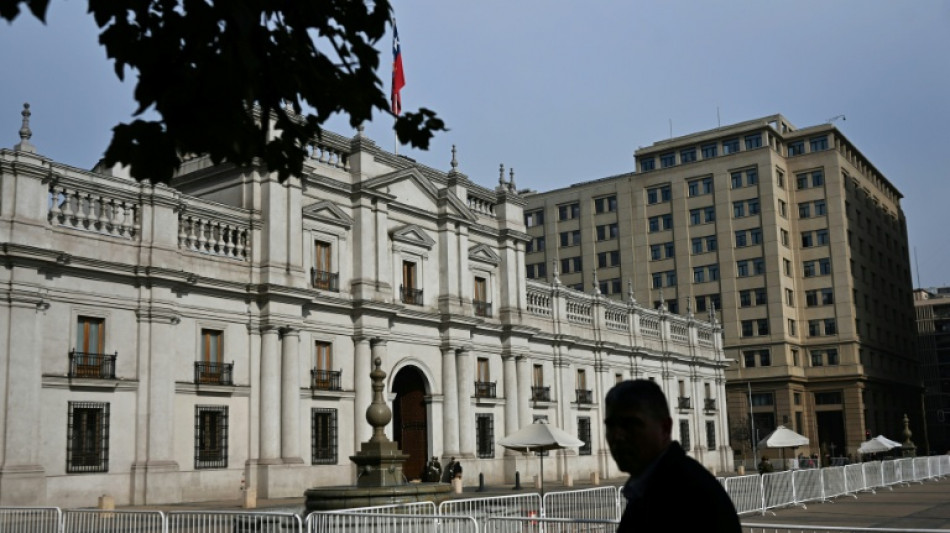Kast ajusta suas promessas ap&oacute;s um turbulento in&iacute;cio de governo no Chile