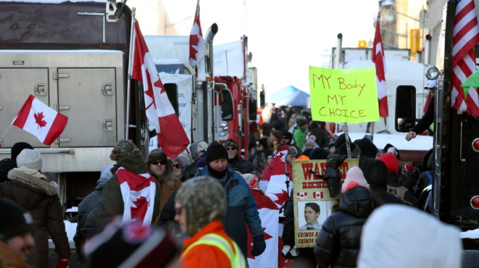 Manifestations anti-mesures sanitaires: "assiégée", la ville d'Ottawa demande de l'aide à Trudeau