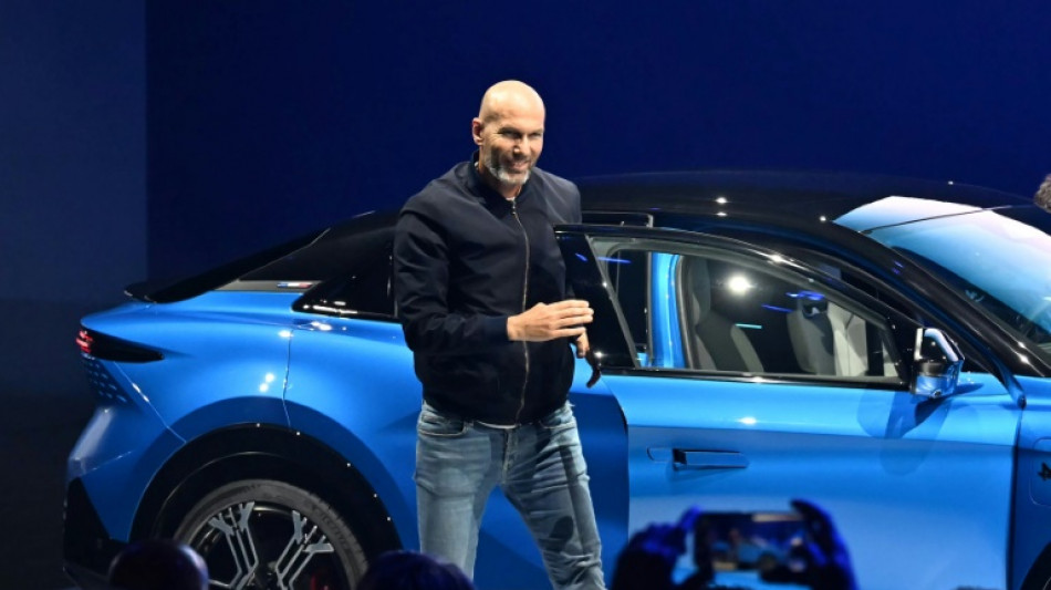 Entrenar a la selecci&oacute;n de Francia, un "sue&ntilde;o" para Zidane