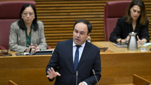 Investido el nuevo presidente de la región española de Valencia con el apoyo de la extrema derecha