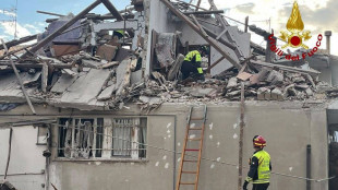 Si aggrava il bilancio della palazzina crollata, tre morti e due feriti