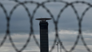 Une grève du contrôle aérien français perturbe les départs en vacances