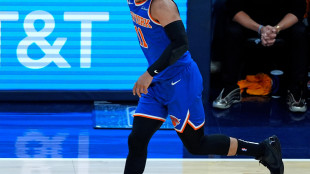 Nba: Oklahoma travolge gli Warriors, Philadelphia supera Boston