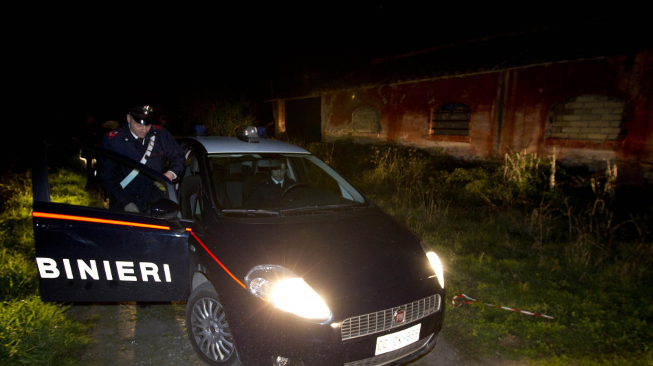 Agguato nella notte, due uomini uccisi a colpi di pistola nel Bergamasco