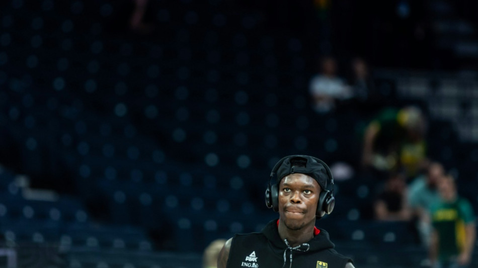 Schr&ouml;der von Fans rassistisch beleidigt: "Das ist traurig"