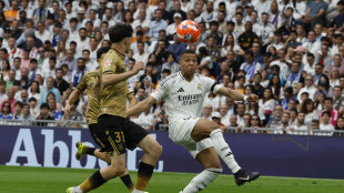 Calcio: Mbapp&eacute; vince per la prima volta la Scarpa d'Oro