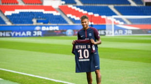 Justi&ccedil;a francesa investiga poss&iacute;veis vantagens fiscais ao PSG na contrata&ccedil;&atilde;o de Neymar