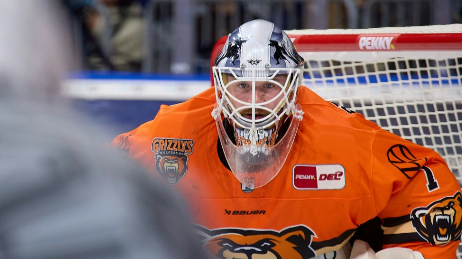 Strahlmeier gelingt erstes Torwarttor der DEL-Geschichte