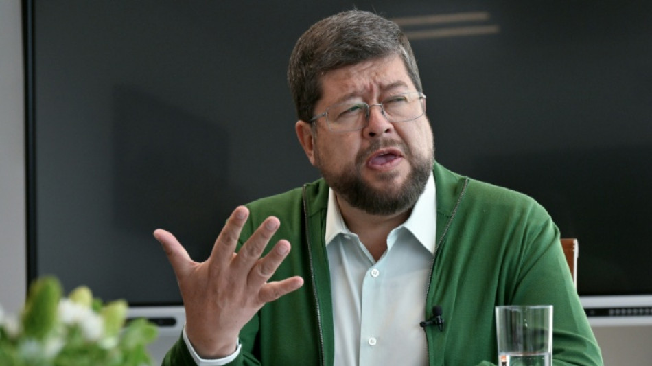 Empresario favorito en encuestas promete cambiar modelo de gobierno izquierdista en Bolivia