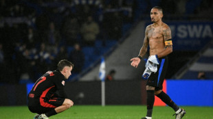 Espagne: Barcelone battu par la Real Sociedad, l'Atl&eacute;tico assure