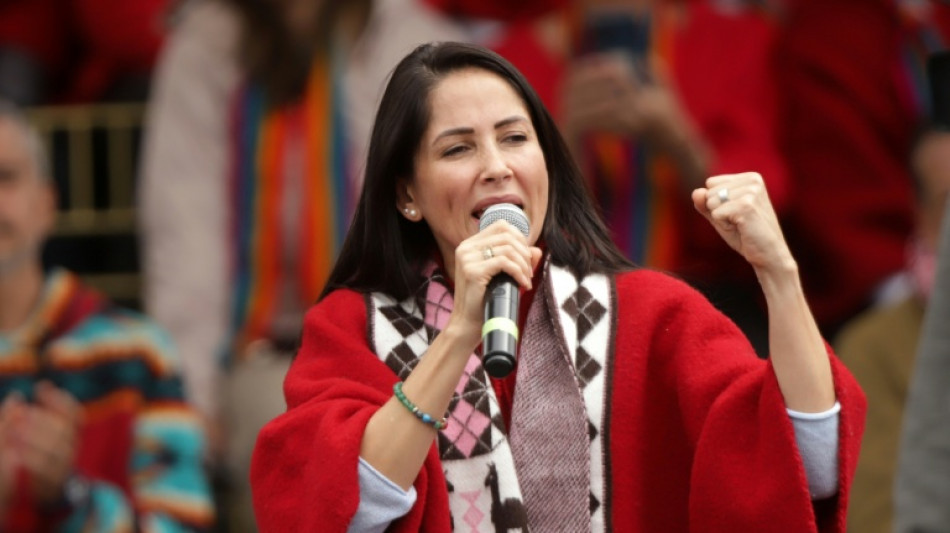 Ind&iacute;genas anunciam apoio a Luisa Gonz&aacute;lez para 2&ordm; turno no Equador