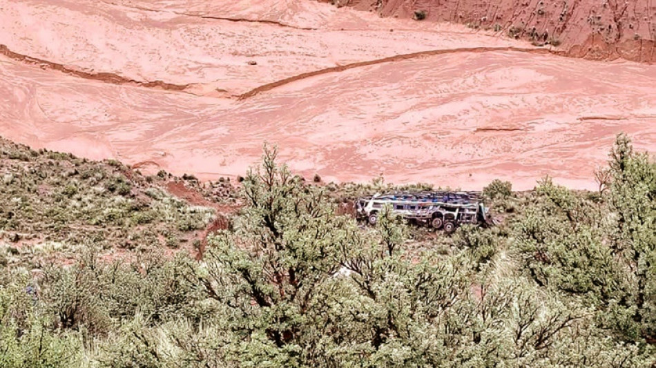 Novo acidente rodovi&aacute;rio deixa 31 mortos na Bol&iacute;via