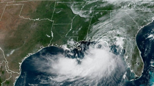 Tormenta tropical Bertha se fortalece y amenaza estados de EEUU