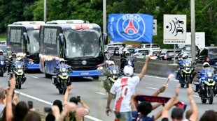 Retour des joueurs du PSG: l'excitation monte avant la parade sur les Champs-Elys&eacute;es