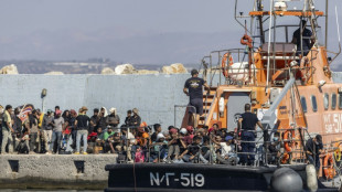 Griechische K&uuml;stenwache rettet vor Kreta erneut 230 Migranten