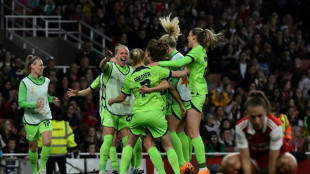 Wolfsburg beat Arsenal to reach Women's Champions League final