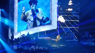 'Bologna è una regola' di Luca Carboni per le luci di Natale