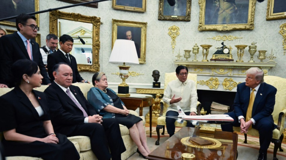 Trump agrees to small reduction in Philippine tariffs