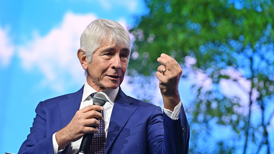 Calcio: Abodi, "La legge Melandri su diritti tv verr&agrave; riscritta"