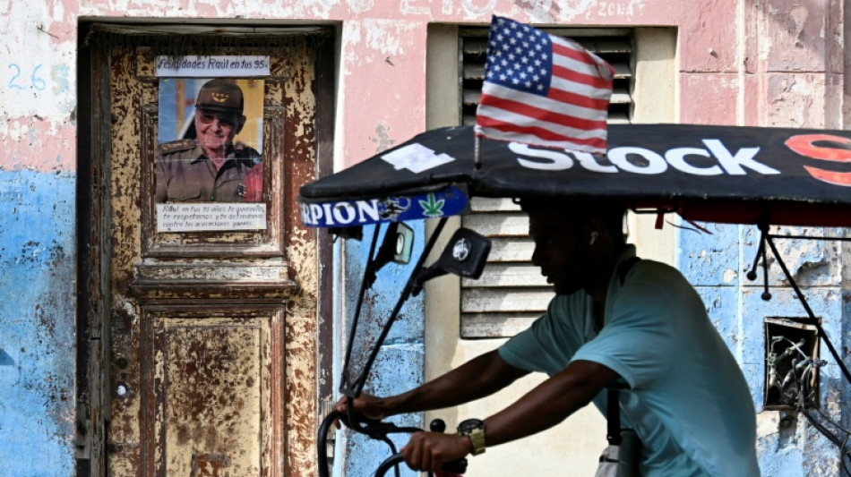 Ra&uacute;l Castro apoia reformas econ&ocirc;micas em Cuba