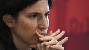 Schlein a Meloni, posi la clava. Chi ci guarda merita spettacolo diverso