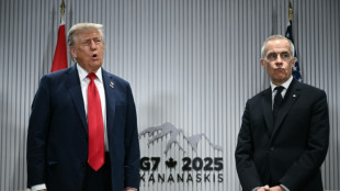 Trump anuncia arancel del 35% a Canad&aacute; por tomar represalias