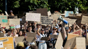 Destitui&ccedil;&atilde;o de ministro da Defesa divide comando militar da Ucr&acirc;nia