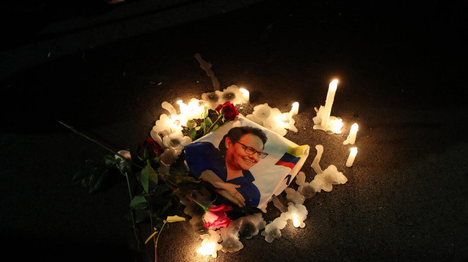 Quito, indagati 4 presunti mandanti dell'omicidio Villavicencio