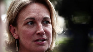 Les partenaires sociaux &agrave; Matignon, l'attente de "rupture" et la mobilisation du 18 en toile de fond