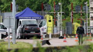 Attaque d'Incarville: Macron rendra un hommage national mercredi aux deux surveillants pénitentiaires tués