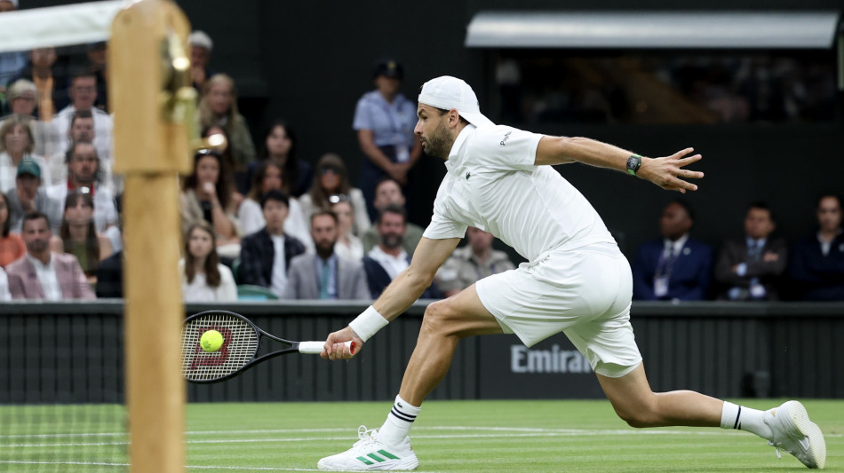 Wimbledon: Dimitrov si ritira, Sinner va ai quarti