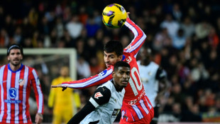 Arsenal anuncia contrata&ccedil;&atilde;o do zagueiro espanhol Cristhian Mosquera