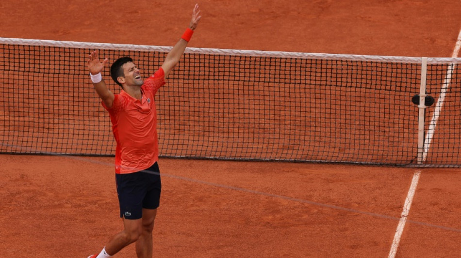 Roland-Garros: Djokovic premier homme &agrave; remporter 23 titres du Grand Chelem, redevient N.1