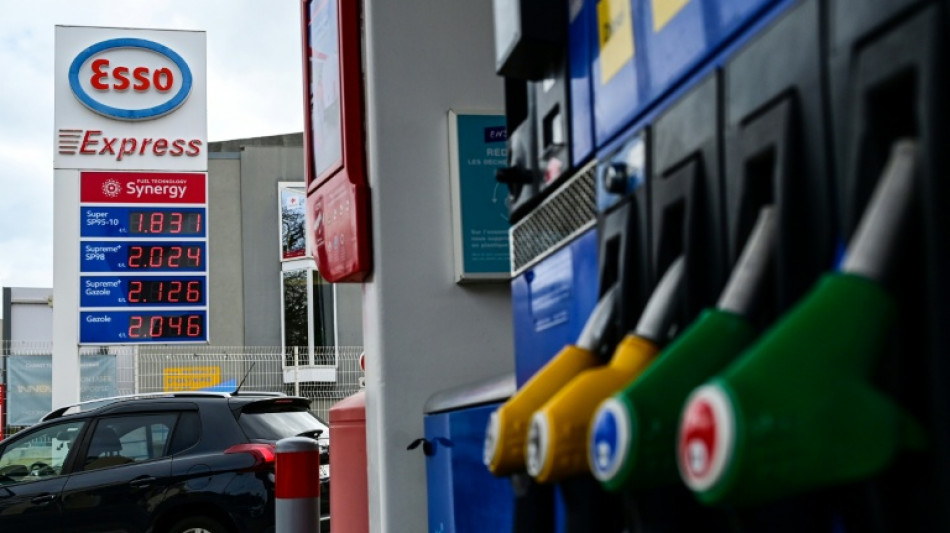 March&eacute;s: le p&eacute;trole suspendu au d&eacute;blocage des r&eacute;serves strat&eacute;giques, les Bourses d'Asie en hausse